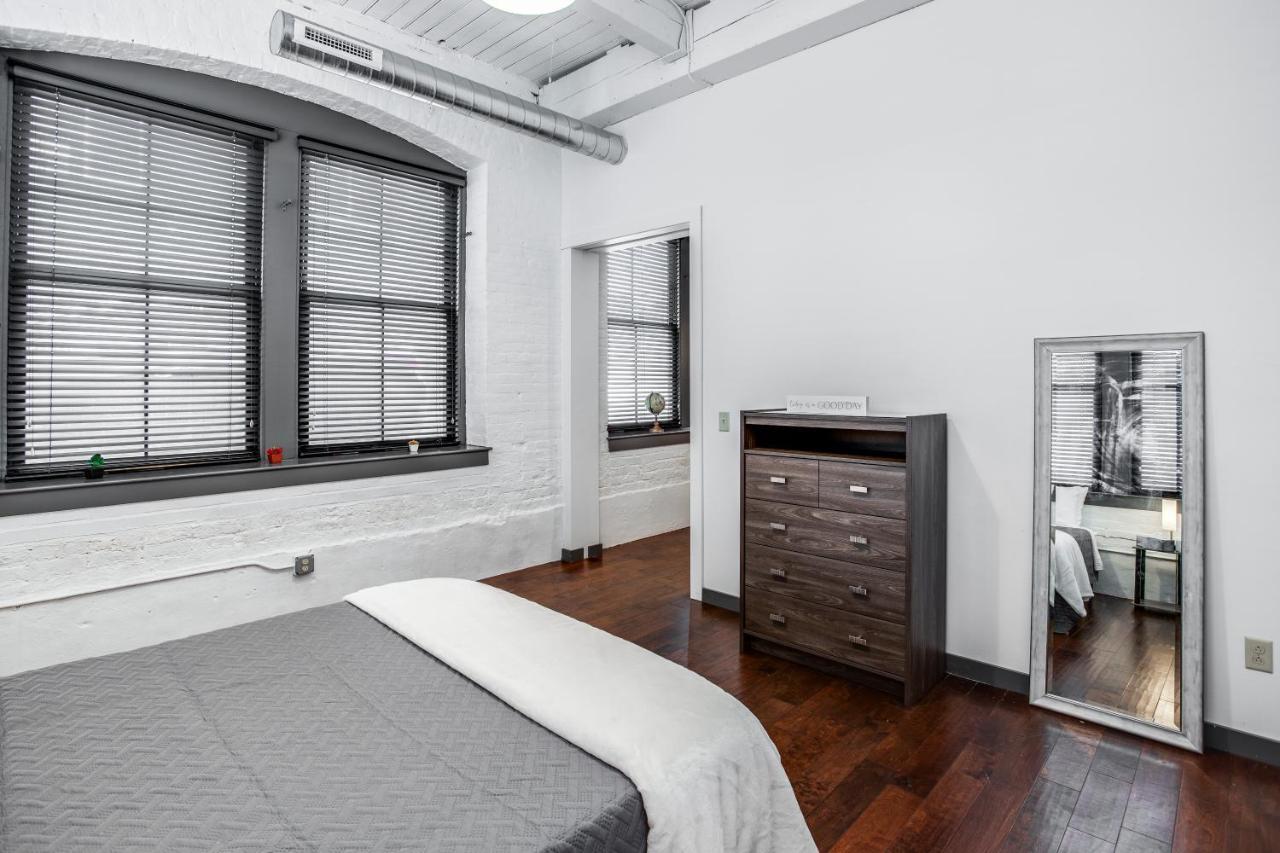 Апартаменты Ny Style Centric Loft With King Bed By Park Ave Рочестер Экстерьер фото