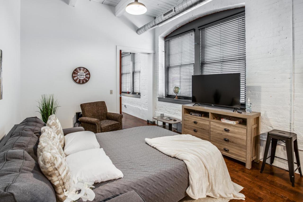 Апартаменты Ny Style Centric Loft With King Bed By Park Ave Рочестер Экстерьер фото